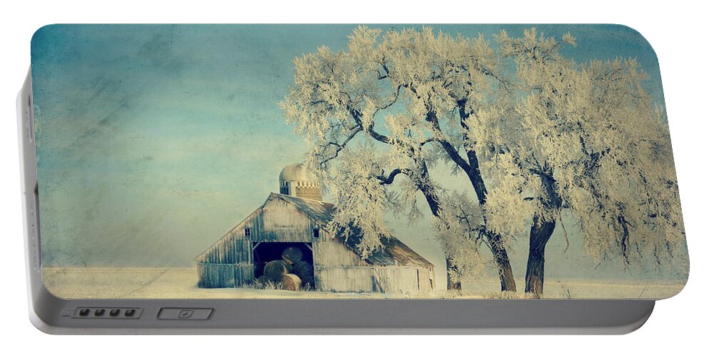 Barn Portable Battery Charger featuring the photograph Winter Time Blues by Julie Hamilton