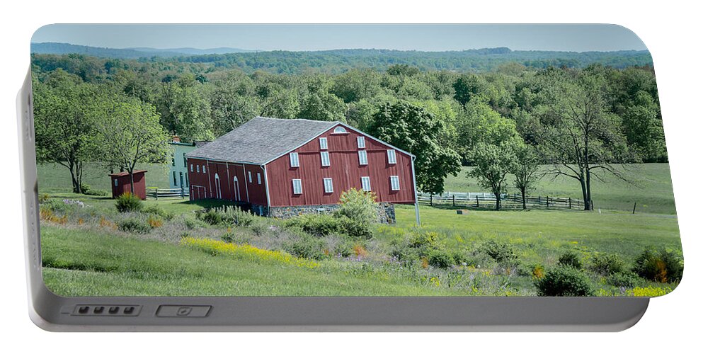 American Civil War Portable Battery Charger featuring the photograph Bilgerville Road Farm 7D02271 by Guy Whiteley