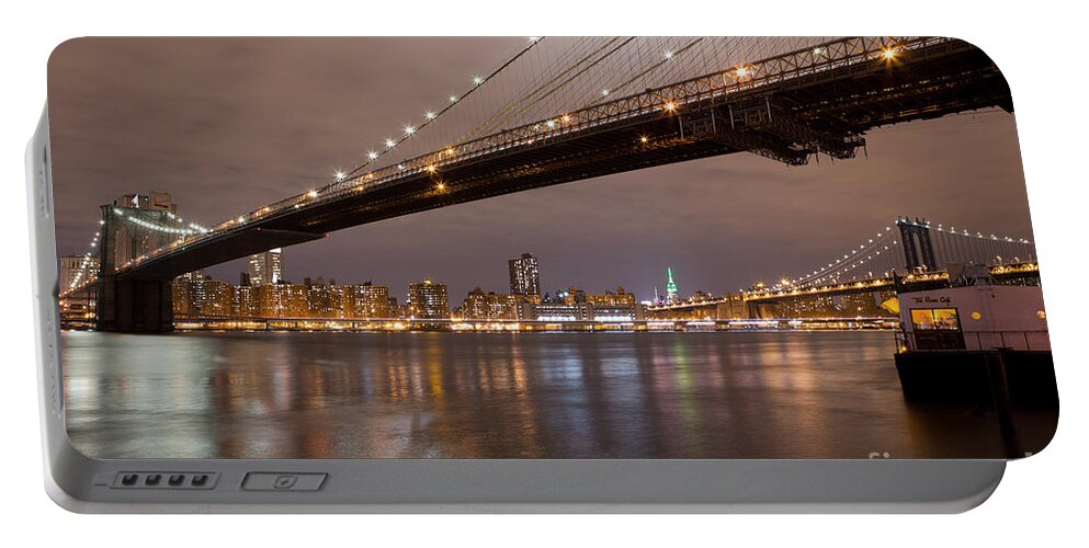 Brooklyn Portable Battery Charger featuring the photograph Brooklyn Bridge Lights by Leslie Leda