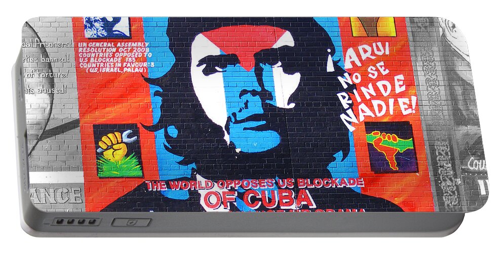 Che Portable Battery Charger featuring the photograph Che Guevara by Nina Ficur Feenan