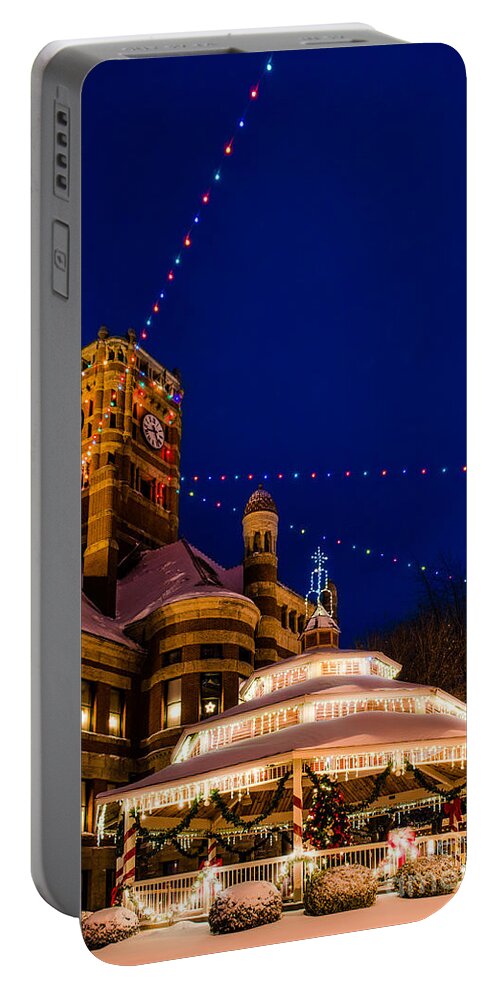 Bench Portable Battery Charger featuring the photograph Courthouse Christmas by Michael Arend