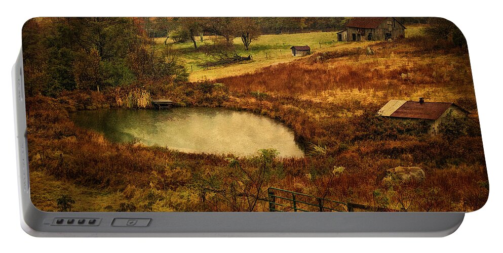 Danville Pike Farm Portable Battery Charger featuring the photograph Danville Pike Farm by Priscilla Burgers