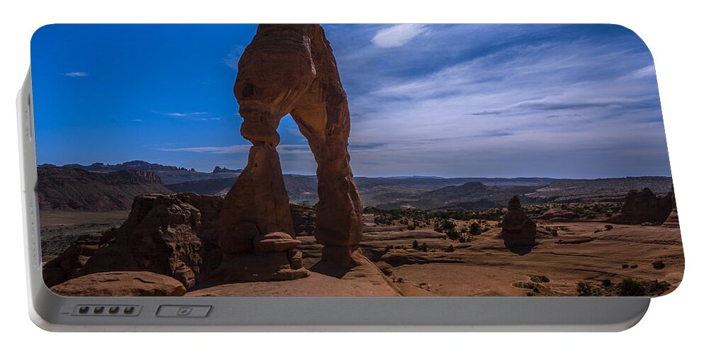 Delicate Arch Portable Battery Charger featuring the photograph Delicate Arch Image 3 by Jonathan Davison