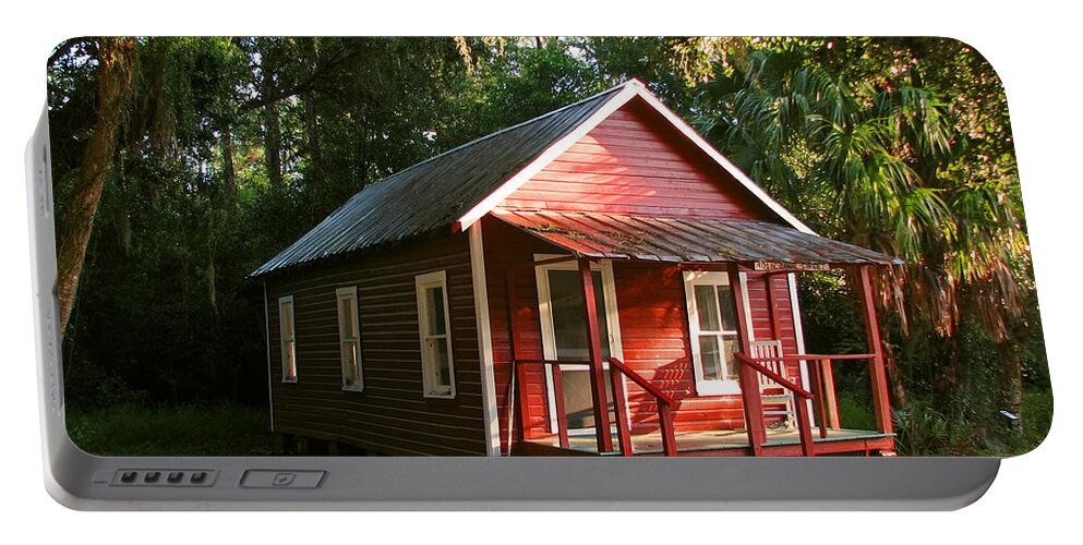 Florida Portable Battery Charger featuring the photograph Florida Cracker House by Peggy Urban