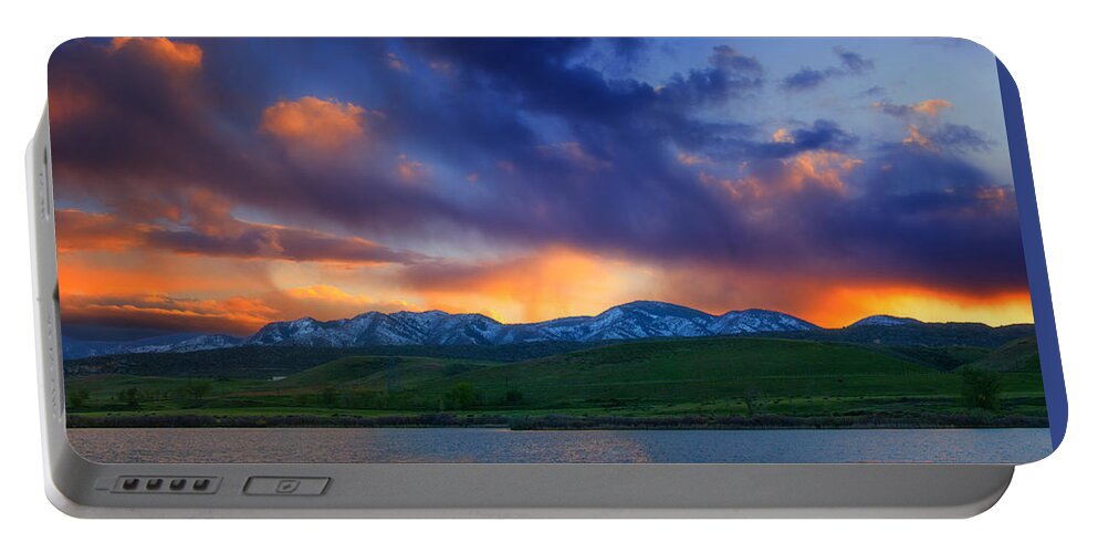Colorado Portable Battery Charger featuring the photograph Front Range Light Show by Darren White