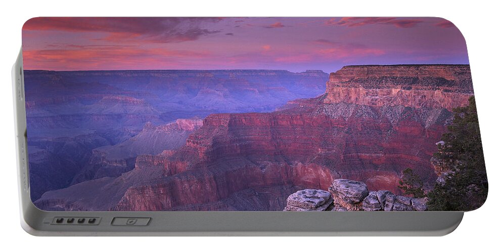 Feb0514 Portable Battery Charger featuring the photograph Grand Canyon South Rim From Pima Point by Tim Fitzharris