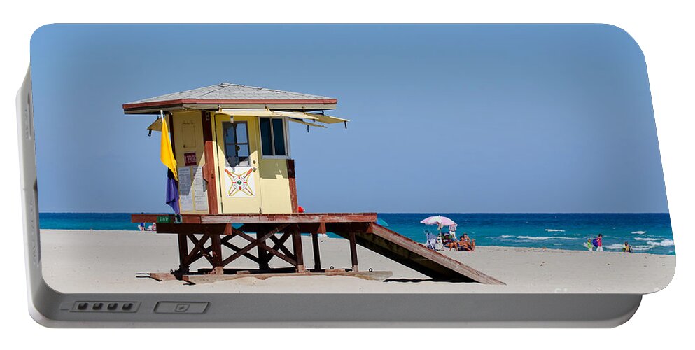 Lifeguard Portable Battery Charger featuring the photograph Hollywood Beach Lifeguard Station by Les Palenik