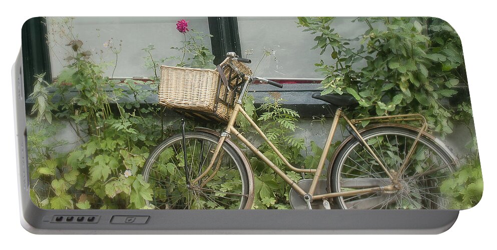 Bicycle Photo Portable Battery Charger featuring the photograph Imagine by Ivy Ho