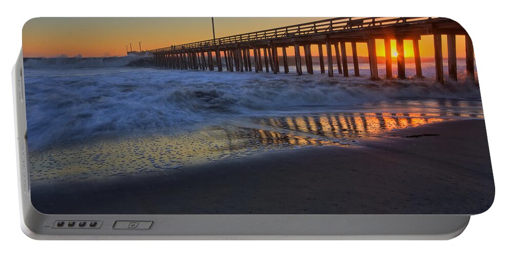 Sunset Portable Battery Charger featuring the photograph Incoming by Beth Sargent