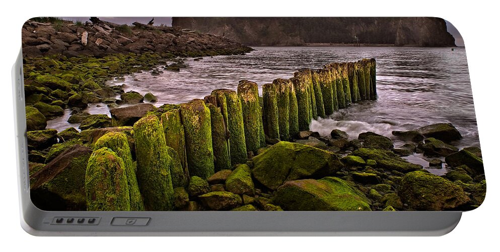 2011 Portable Battery Charger featuring the photograph La Push by Robert Charity