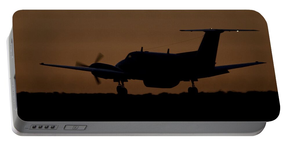Beechcraft King Air Portable Battery Charger featuring the photograph Last Light by Paul Job