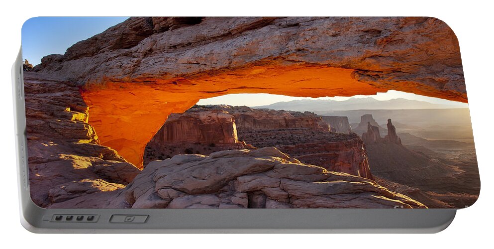 America Portable Battery Charger featuring the photograph Mesa Arch at dawn by Brian Jannsen