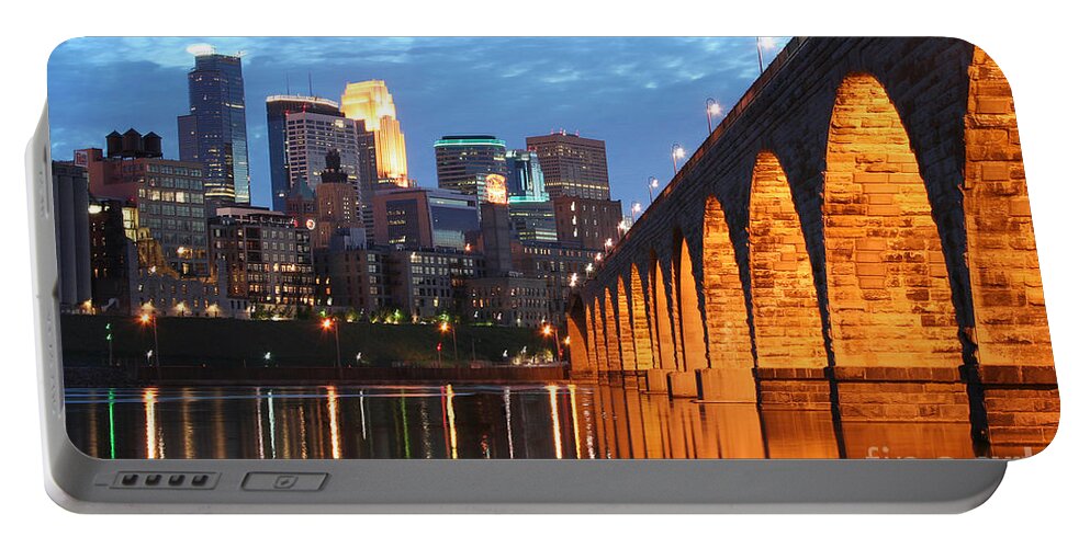 Minneapolis Skyline Portable Battery Charger featuring the photograph Minneapolis Skyline Photography Stone Arch Bridge by Wayne Moran