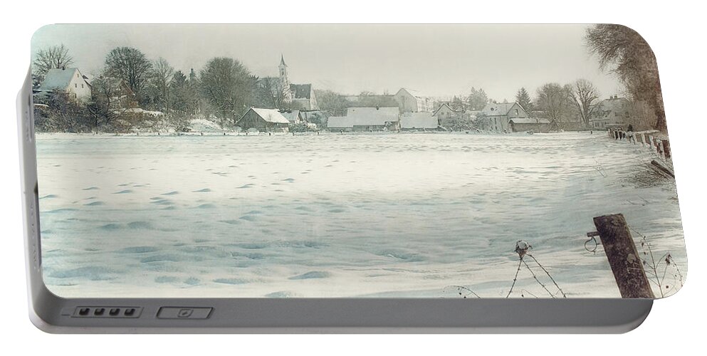 Photo Portable Battery Charger featuring the photograph New Year's Day by Jutta Maria Pusl