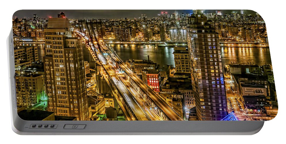 Midtown Portable Battery Charger featuring the photograph Night Skyline by S Paul Sahm