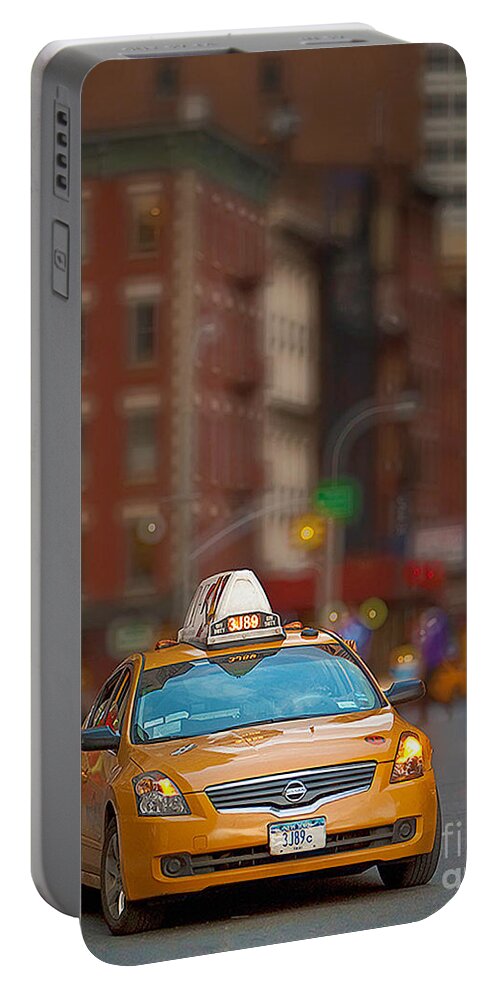 New York City Portable Battery Charger featuring the digital art Taxi by Jerry Fornarotto