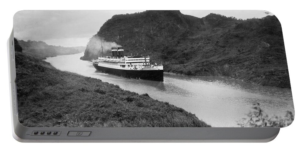 1930s Portable Battery Charger featuring the photograph Ocean Liner In Panama Canal by Underwood Archives