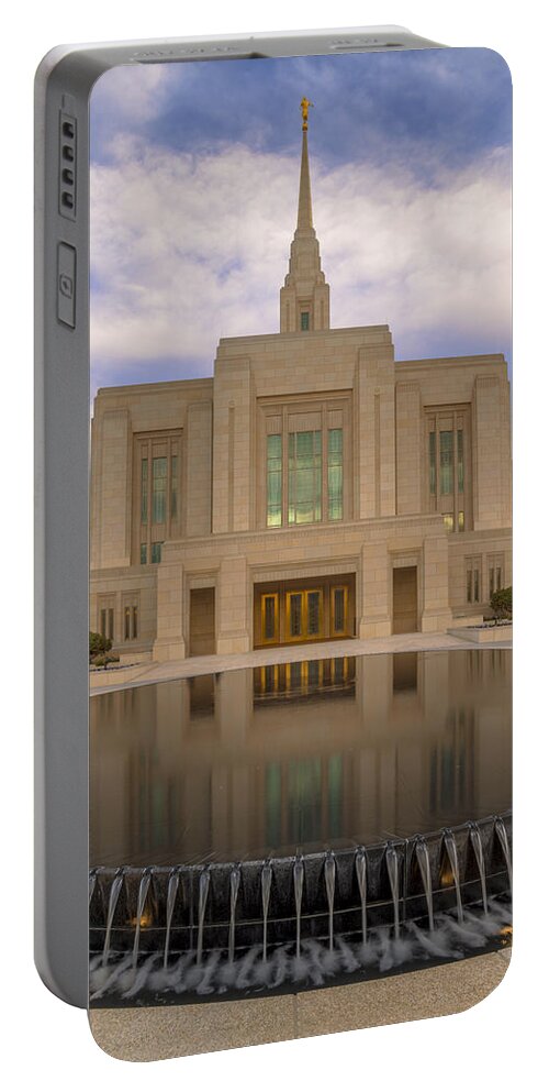 Utah Portable Battery Charger featuring the photograph Ogden Temple Fountain by Dustin LeFevre