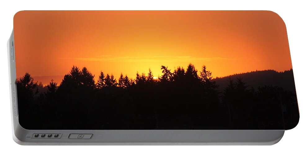 Sunset Portable Battery Charger featuring the photograph Oregon Sunset by Melanie Lankford Photography