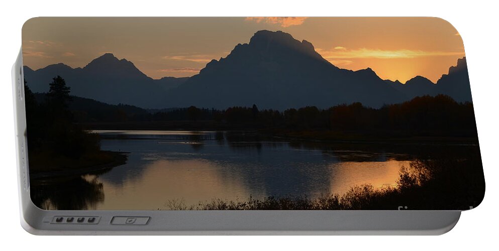 Sunset Portable Battery Charger featuring the photograph Oxbow Sunset by Deanna Cagle