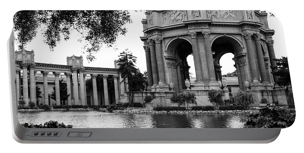Palace Of Fine Arts Portable Battery Charger featuring the photograph Palace of Fine Arts BW by Suzanne Luft