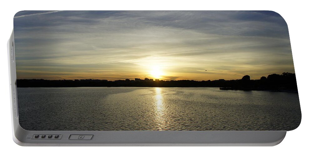 Potomac River Portable Battery Charger featuring the photograph Potomac Sunset by Laurie Perry