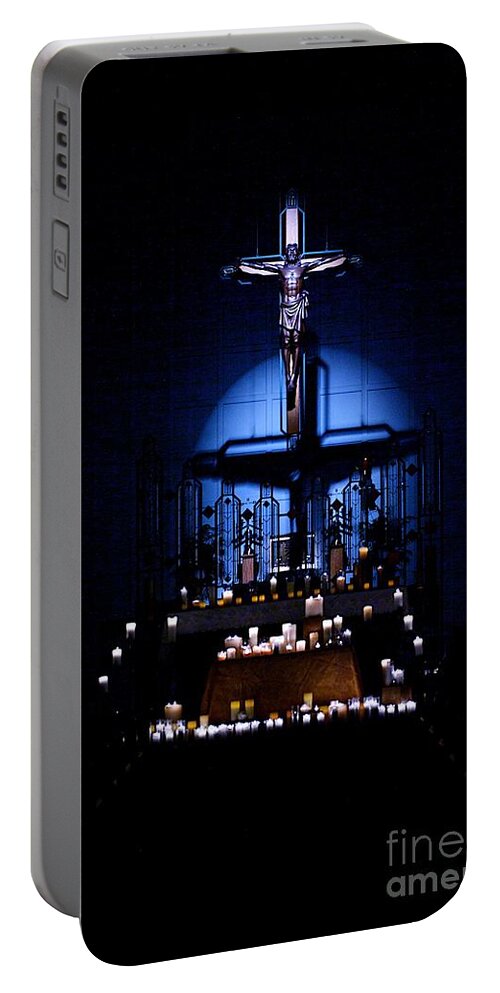 Christ Portable Battery Charger featuring the photograph Radiant Light by Frank J Casella