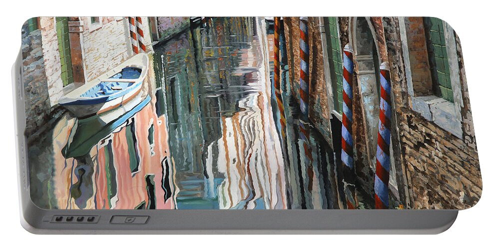 Venice Portable Battery Charger featuring the painting Riflessi Variopinti A Venezia by Guido Borelli