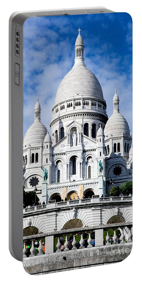 Paris Portable Battery Charger featuring the photograph Sacre-Coeur Basilica Paris France by Michal Bednarek