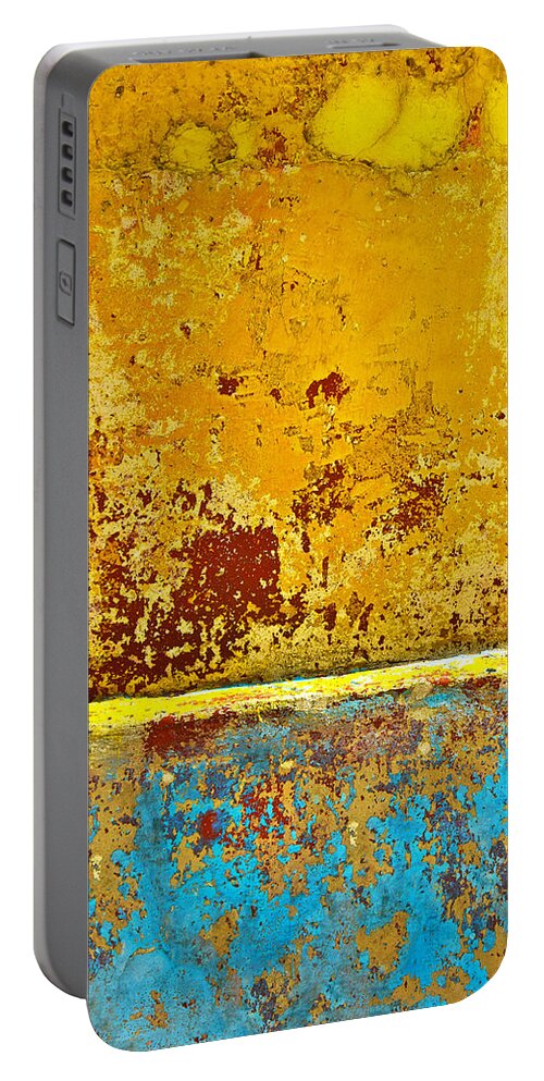 Seaside Portable Battery Charger featuring the photograph Seaside by Skip Hunt