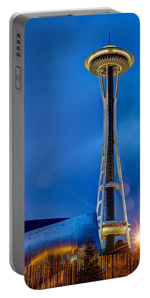 2014 Portable Battery Charger featuring the photograph Seattle Impressions by Wade Brooks