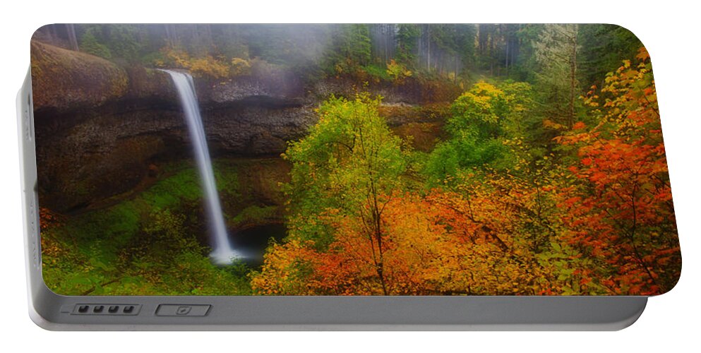Silver Falls Portable Battery Charger featuring the photograph Silver Falls Pano by Darren White