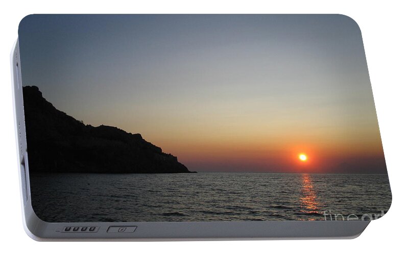Sea Portable Battery Charger featuring the photograph Sunset by Vicki Spindler