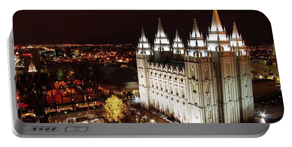 Christmas Portable Battery Charger featuring the photograph Temple Square by David Andersen