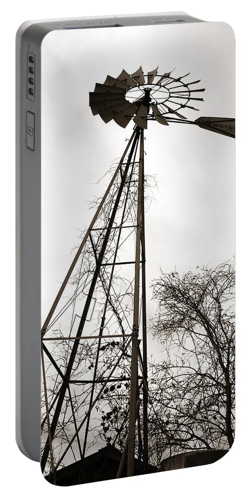 Wind Portable Battery Charger featuring the photograph Texas Windmill by Marilyn Hunt