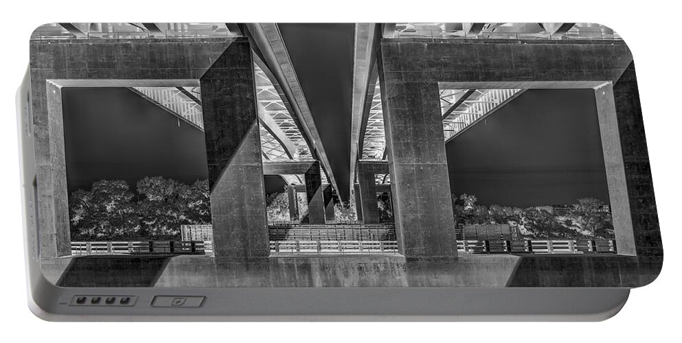 Bridges Portable Battery Charger featuring the photograph The Elevated Freeway by Jim Thompson