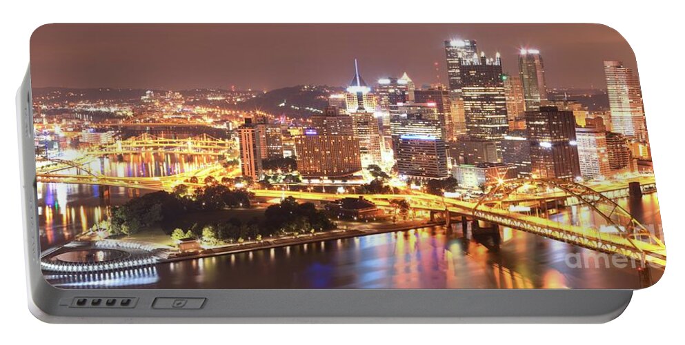 Pittsburgh Portable Battery Charger featuring the photograph The Point To Ft. Pitt by Adam Jewell