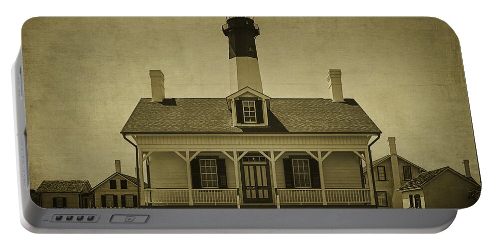 Tybee Lighthouse Portable Battery Charger featuring the photograph Tybee Lighthouse by Priscilla Burgers