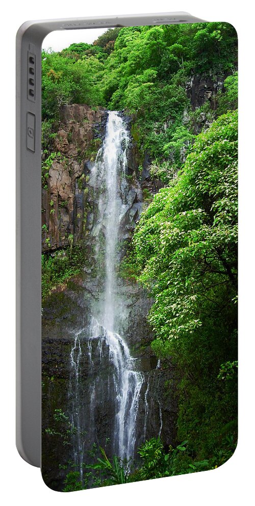 Waikani Falls Portable Battery Charger featuring the photograph Waikani Falls at Wailua Maui Hawaii by Connie Fox