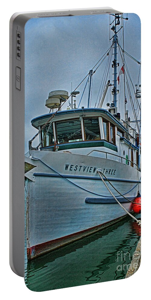 Boats Portable Battery Charger featuring the photograph Westview Three HDRBT4234-13 by Randy Harris
