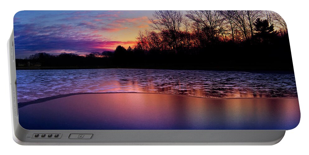 Dawn Portable Battery Charger featuring the photograph Winter Glow by Rob Blair