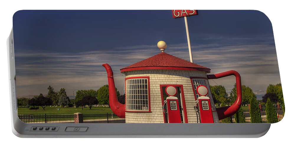 Zillah Portable Battery Charger featuring the photograph Zillah Teapot Dome Service Station by Mark Kiver