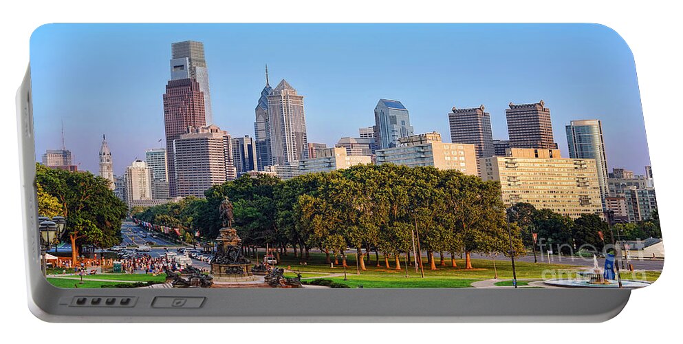 Downtown Portable Battery Charger featuring the photograph Downtown Philadelphia Skyline by Olivier Le Queinec