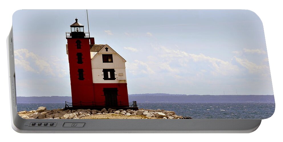 Round Island Light House Portable Battery Charger featuring the photograph Round Island Light House Mackinac island Michigan by Marysue Ryan