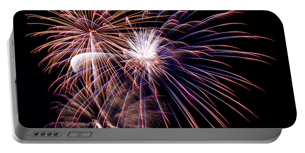 Fireworks Portable Battery Charger featuring the photograph Freedom is a Blast by Lynne Jenkins