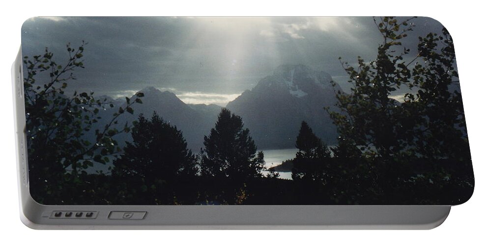 Light Rays Portable Battery Charger featuring the photograph Heavenly Rays by Barbara Plattenburg
