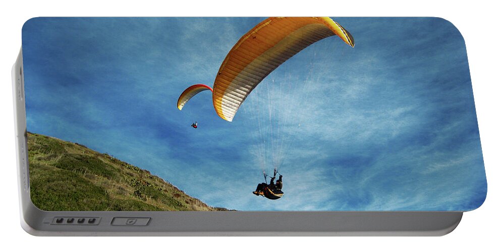 Gliders Portable Battery Charger featuring the photograph High Flyers by Lorraine Devon Wilke