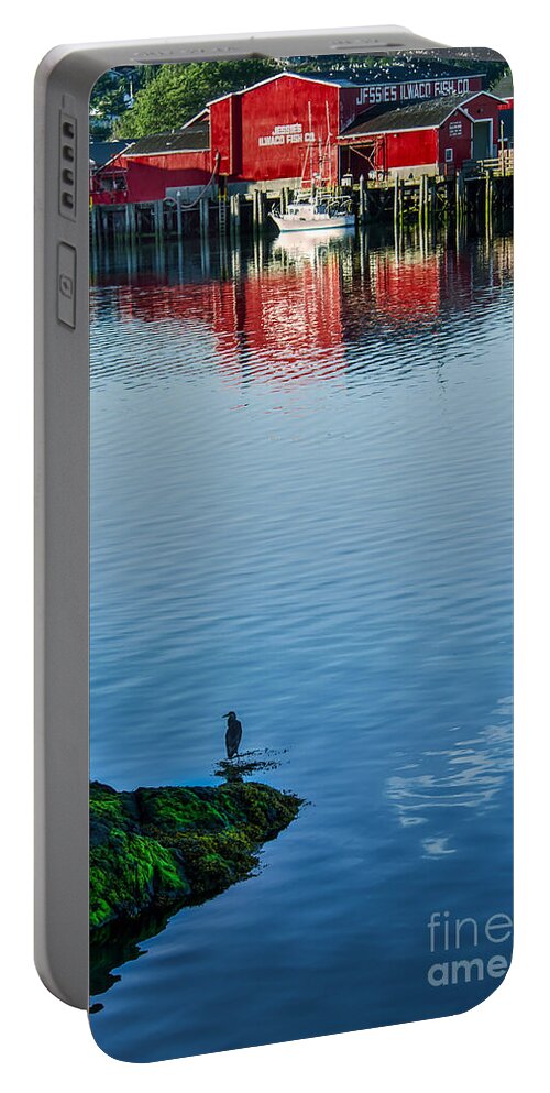 Ilwaco Portable Battery Charger featuring the photograph Jessie's by Robert Bales