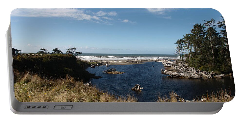 Kalaloch Portable Battery Charger featuring the photograph Kalaloch by Michael Merry