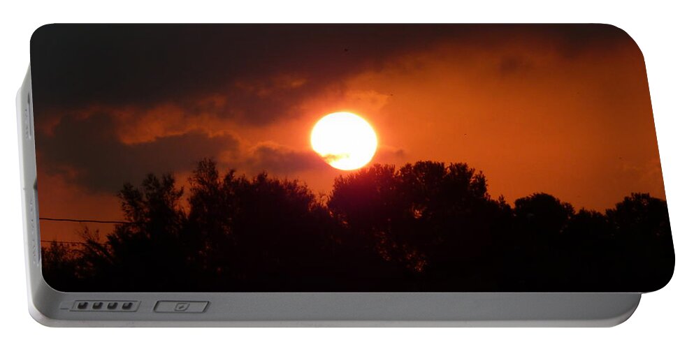 Sunset Portable Battery Charger featuring the photograph Night falls in heaven by Rogerio Mariani